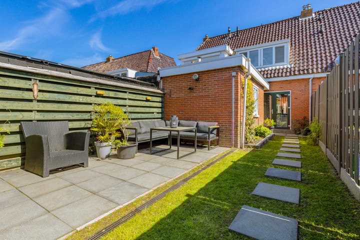 Foto 16 van Jan van Galenstraat 33