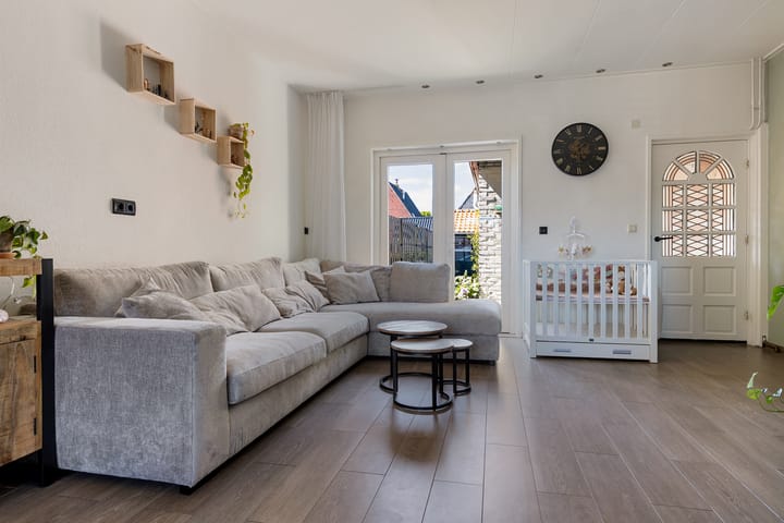 Foto 28 van Jan van Galenstraat 33