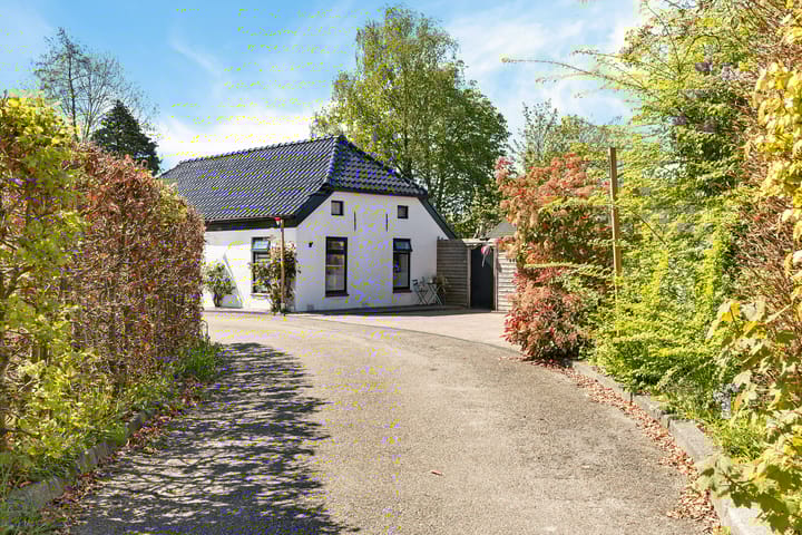 Photo 6 of Binnenweg 8