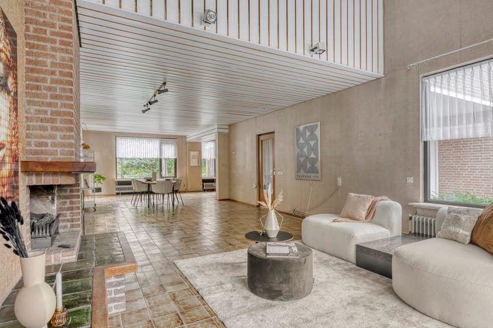 Foto 12 van Verbeeklaan 9