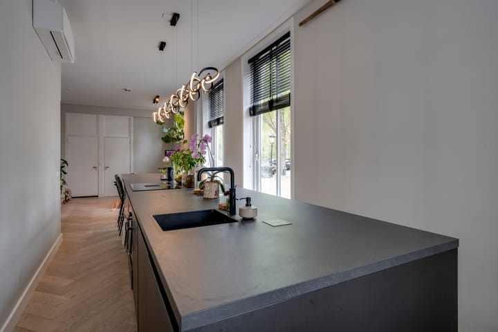 Photo 5 of Lange Lauwerstraat 26