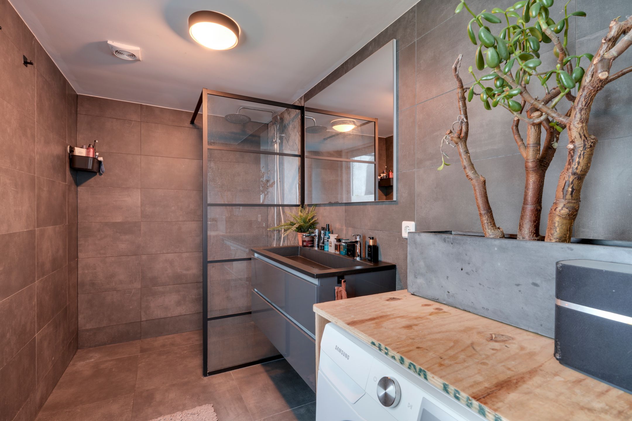 Foto 15 van Lange Lauwerstraat 26-A