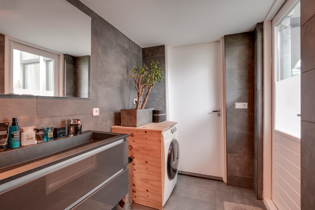 Foto 16 van Lange Lauwerstraat 26-A