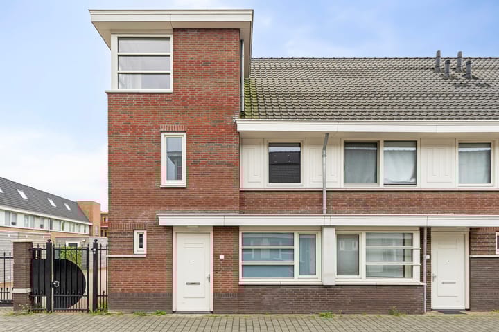 Foto 1 van Beverstraat 1