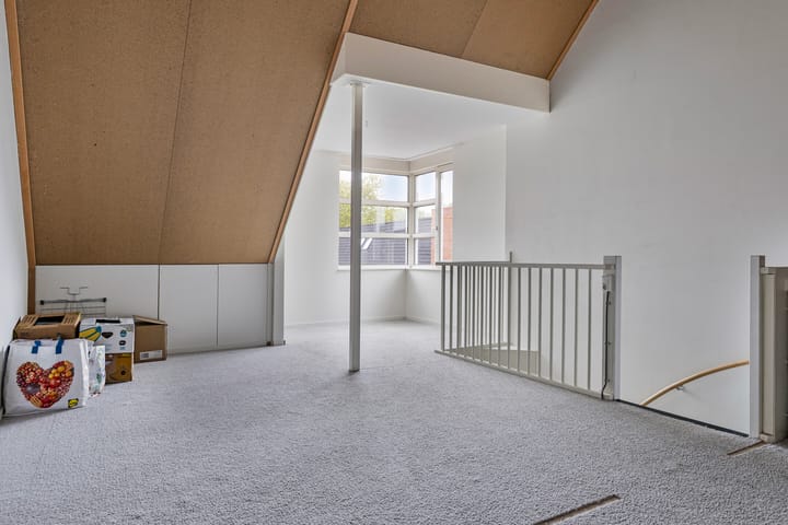 Foto 30 van Beverstraat 1