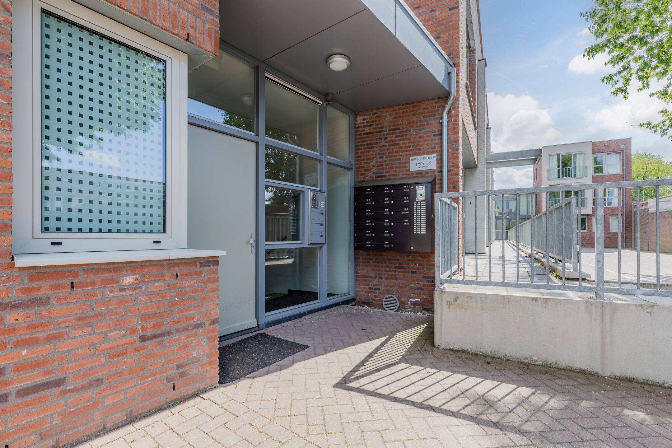 Foto 30 van Hoogstraat 185-05