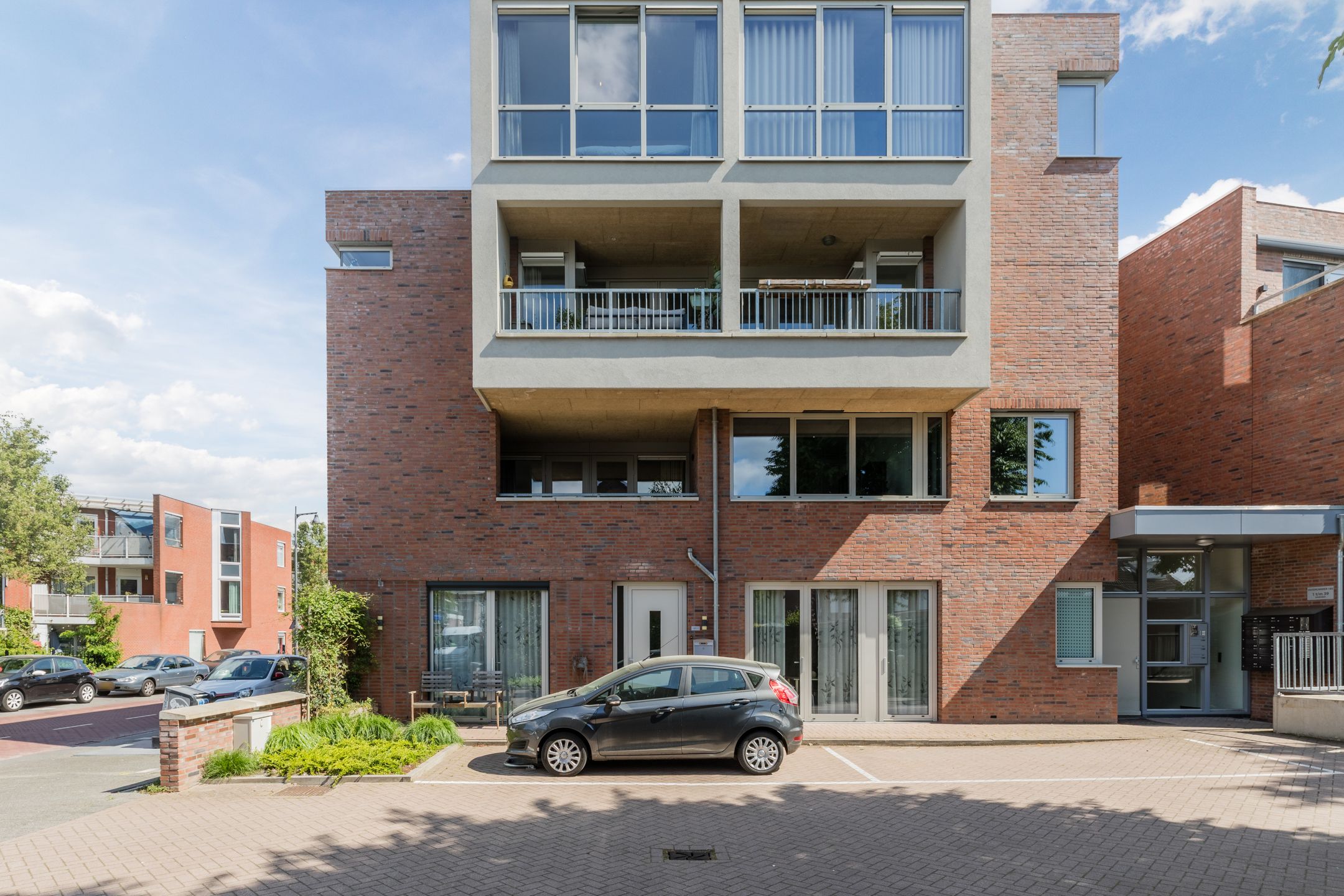 Foto 36 van Hoogstraat 185-05