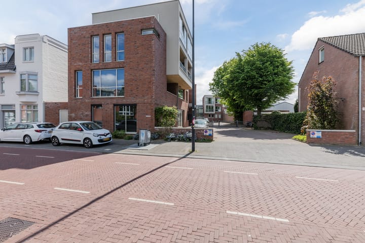 Foto 37 van Hoogstraat 185-05