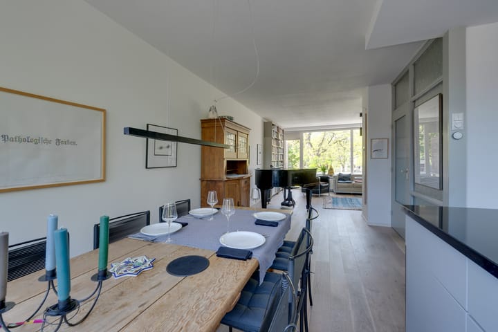 Photo 38 of Gustave Stresemannstraat 29