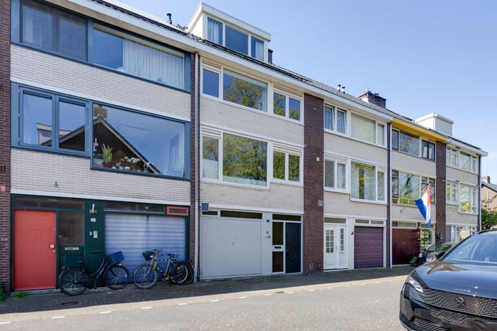 Photo 62 of Gustave Stresemannstraat 29