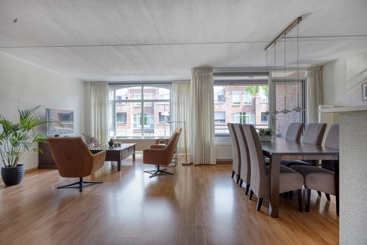 Foto 17 van Burgemeester Ruttenplein 108