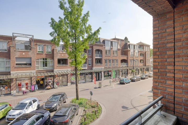 Foto 32 van Burgemeester Ruttenplein 108