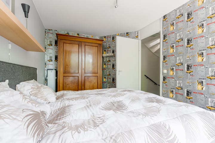 Photo 23 of Betje Wolffstraat 12