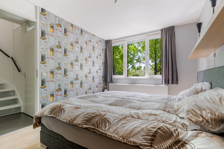 Photo 24 of Betje Wolffstraat 12