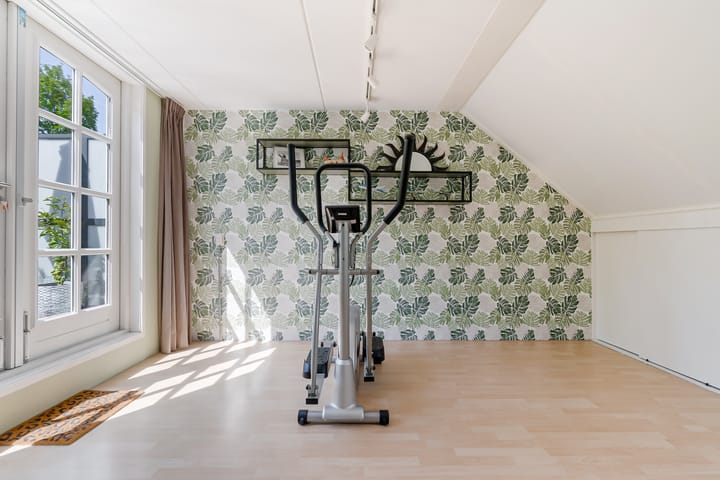 Photo 32 of Betje Wolffstraat 12