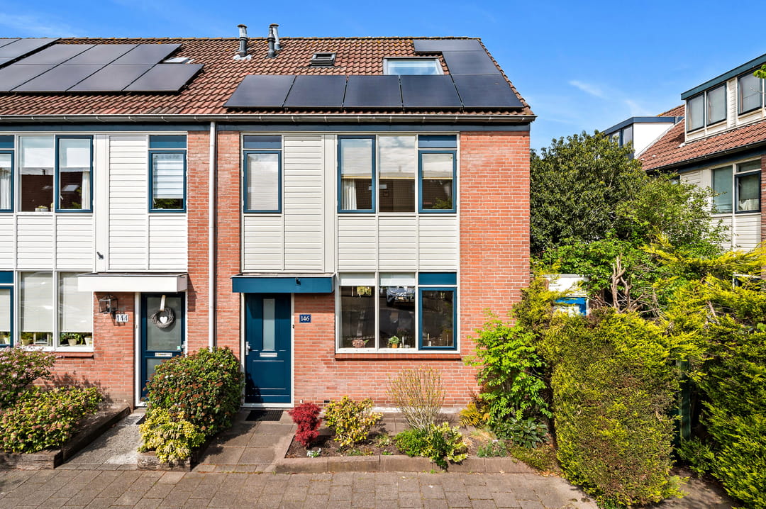 Photo 1 of Dr. J. Presserstraat 146