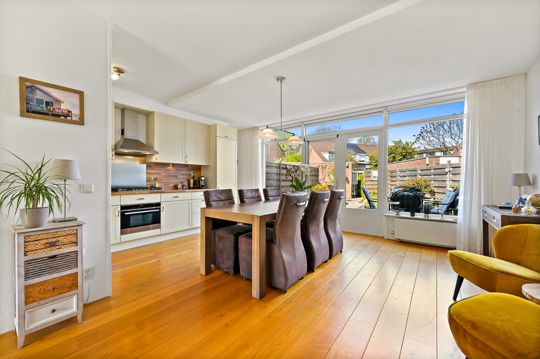 Photo 8 of Dr. J. Presserstraat 146