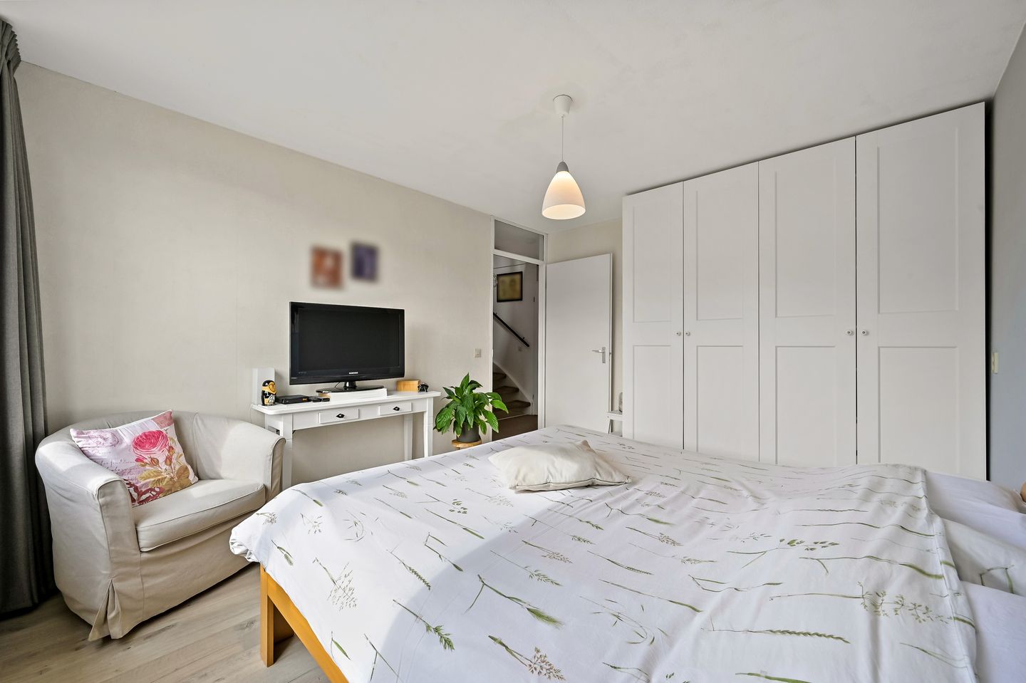 Photo 20 of Dr. J. Presserstraat 146