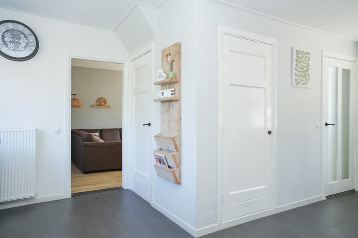 Photo 11 of Burg. Woutersstraat 4