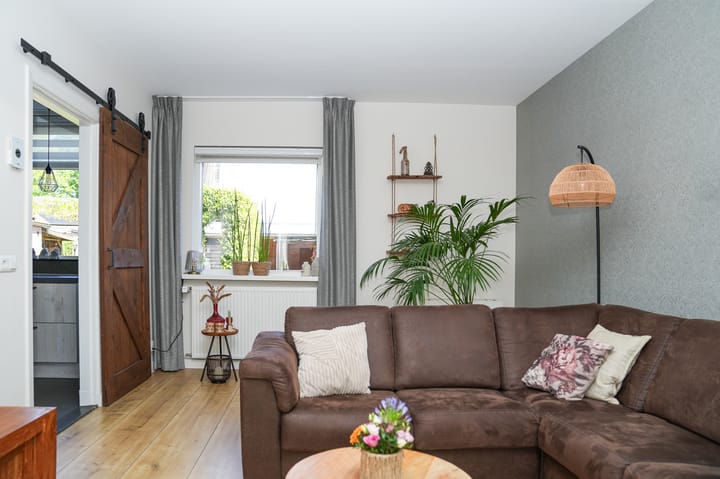 Photo 13 of Burg. Woutersstraat 4