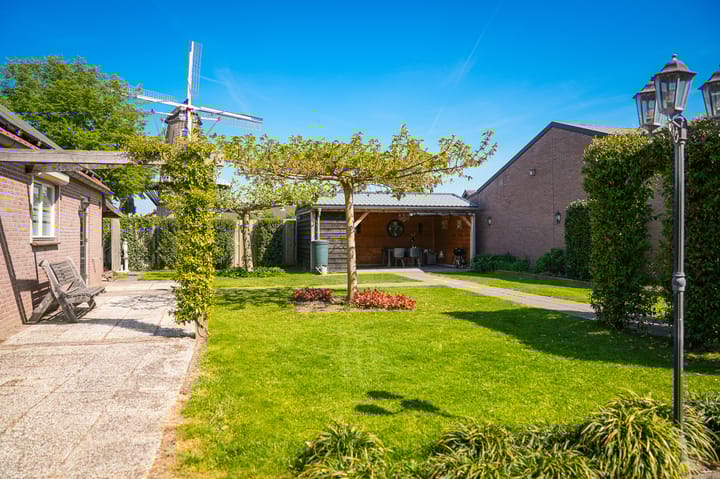 Photo 24 of Burg. Woutersstraat 4