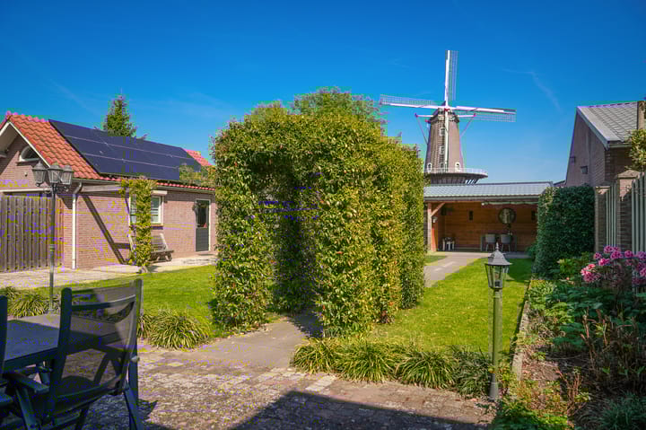 Photo 26 of Burg. Woutersstraat 4