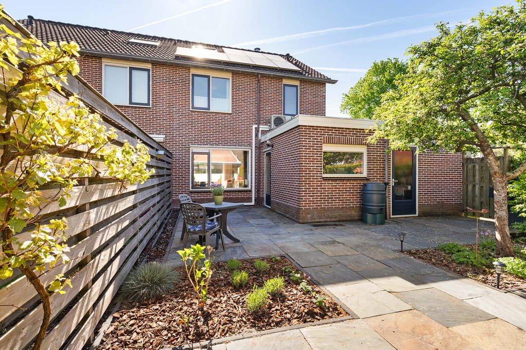 Photo 2 of Helmhout 13