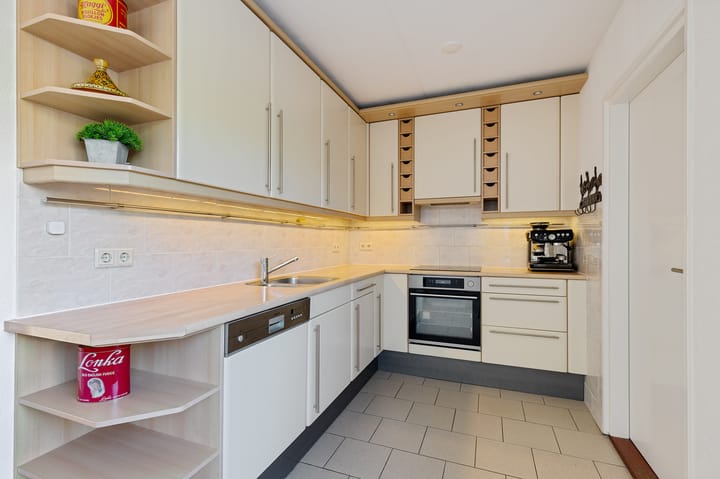 Foto 18 van Helmhout 13