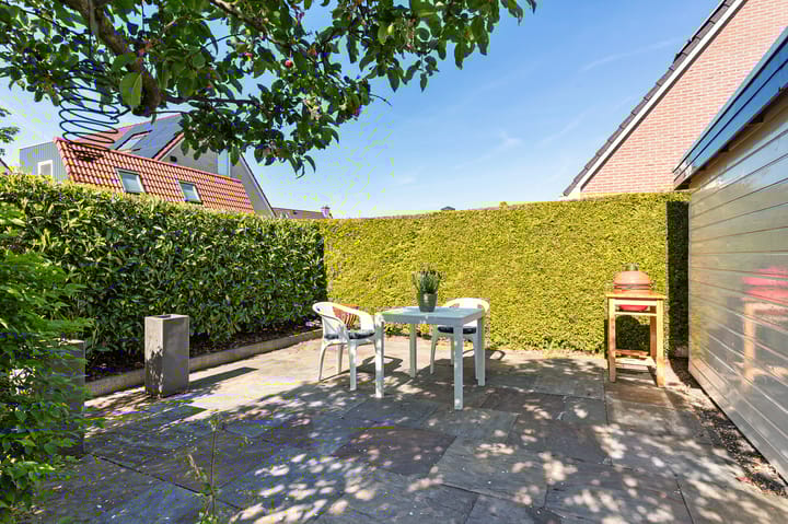 Foto 43 van Helmhout 13