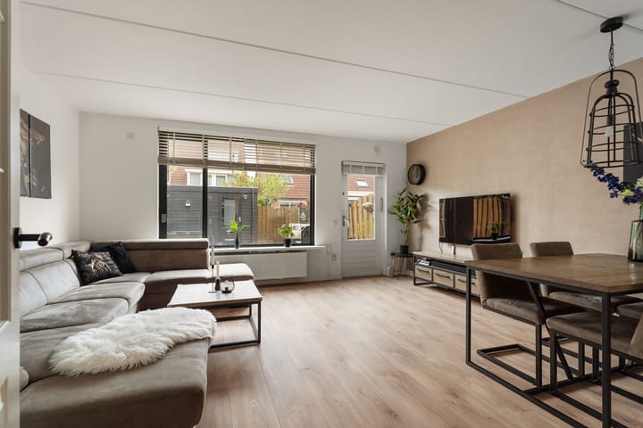 Foto 2 van Inktvisplein 34