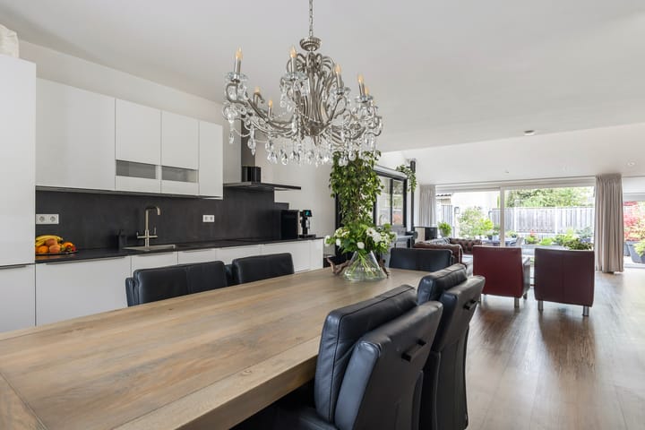 Foto 2 van Ereprijs 111