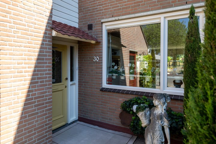 Foto 9 van Neubourgstraat 30