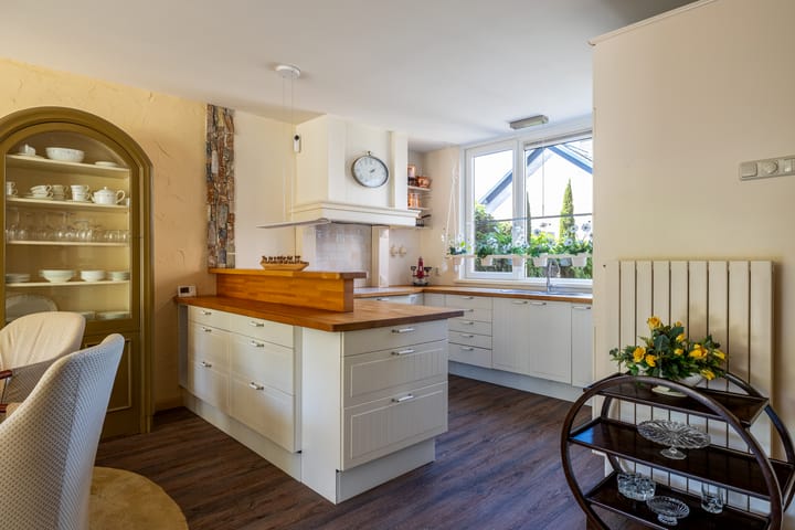 Foto 14 van Neubourgstraat 30