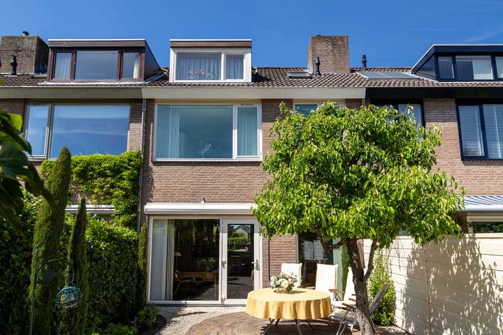 Foto 26 van Neubourgstraat 30