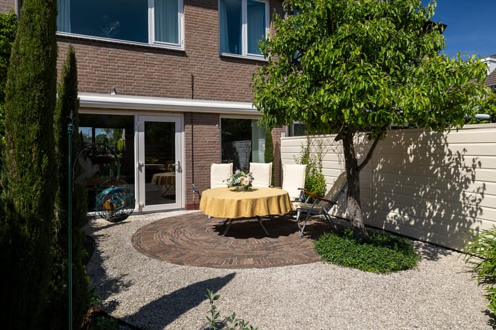 Foto 27 van Neubourgstraat 30