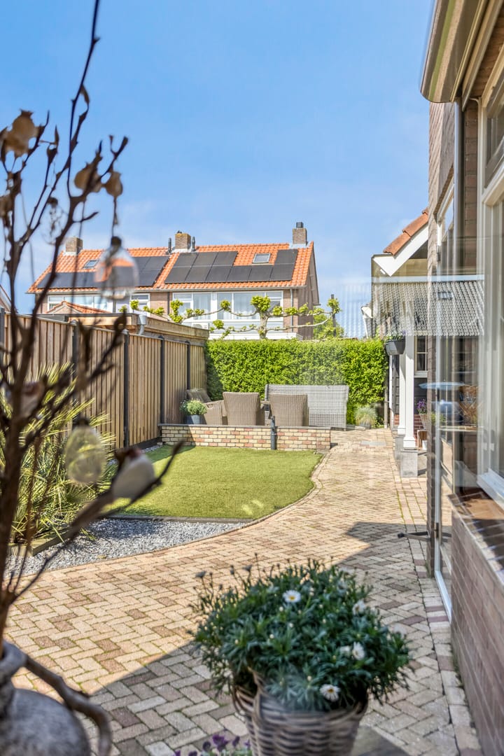 Photo 15 of Hampad 9