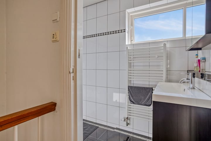 Photo 29 of Hampad 9