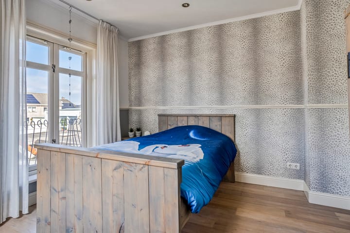 Photo 34 of Hampad 9