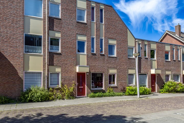 Foto 42 van Bedumerstraat 36