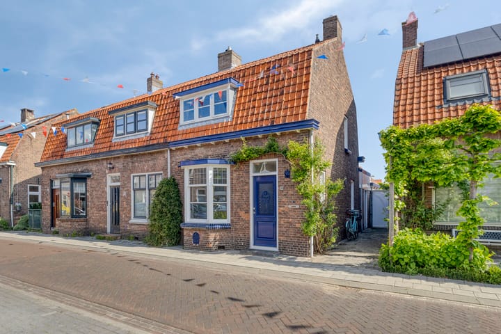 Foto 1 van Piccardtstraat 30