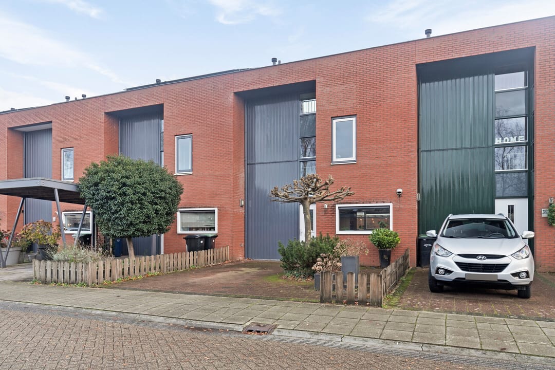 Foto 2 van Henry Moorestraat 8