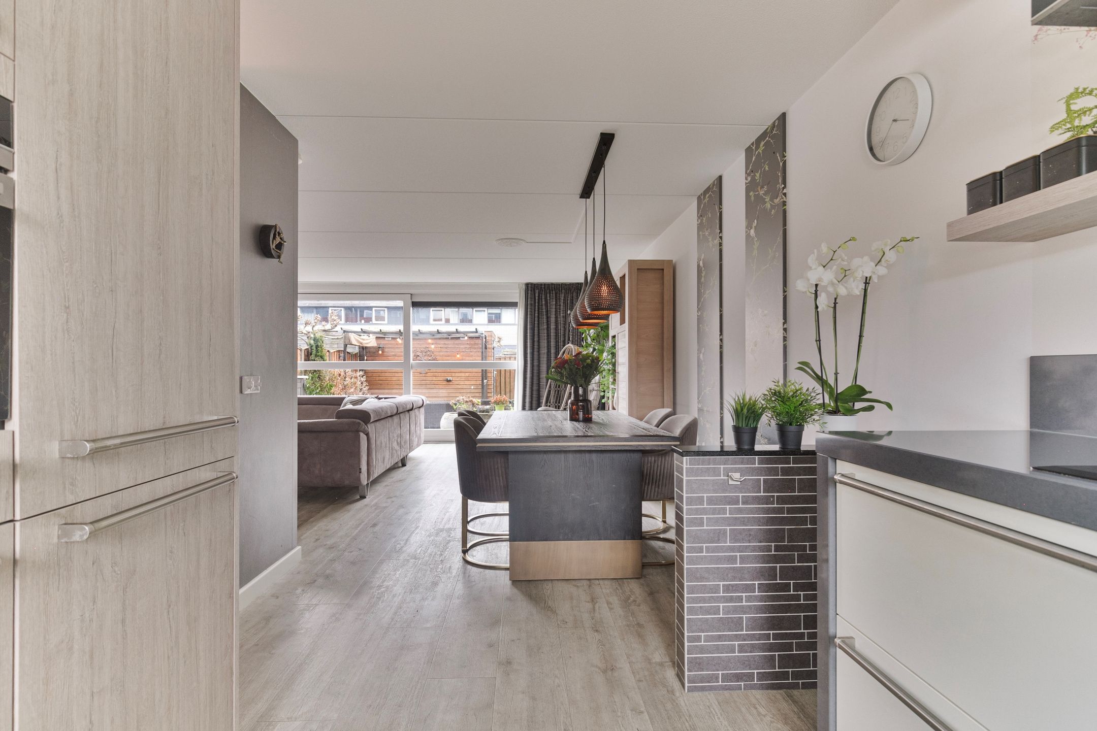 Foto 15 van Henry Moorestraat 8