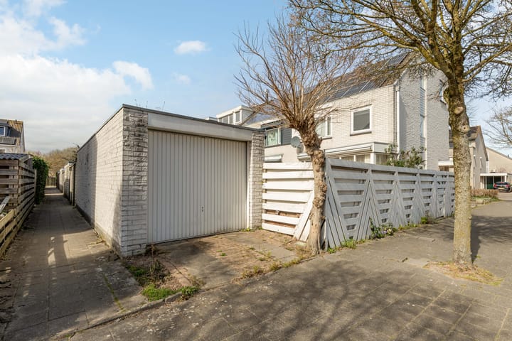 Foto 2 van Eduard van Beinumstraat 107