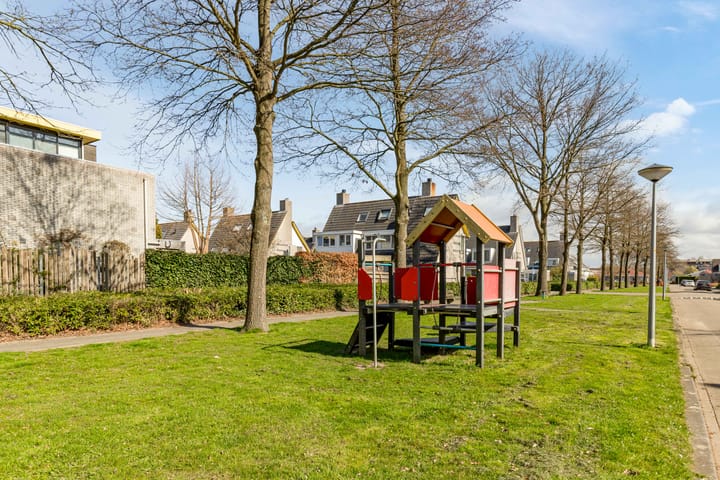 Foto 47 van Eduard van Beinumstraat 107