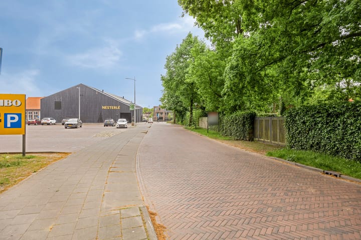 Photo 12 of Parkstraat