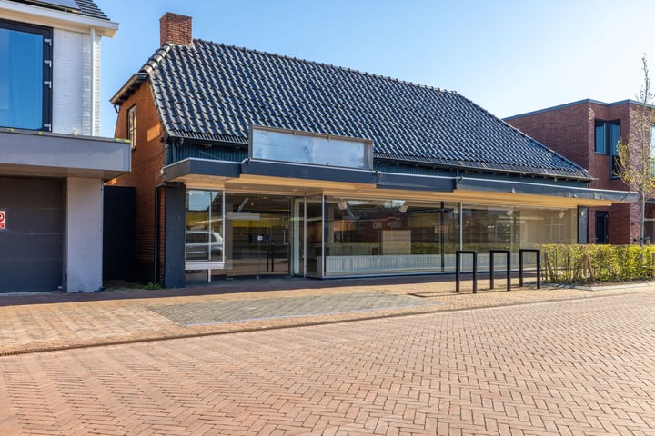Groningerstraat 7, Surhuisterveen