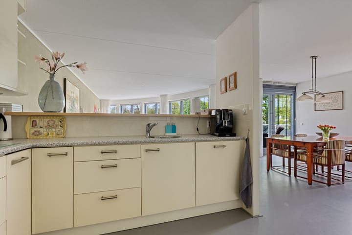 Foto 23 van Mevrouw De Rooweg 141