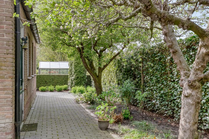 Foto 34 van Industriestraat 12