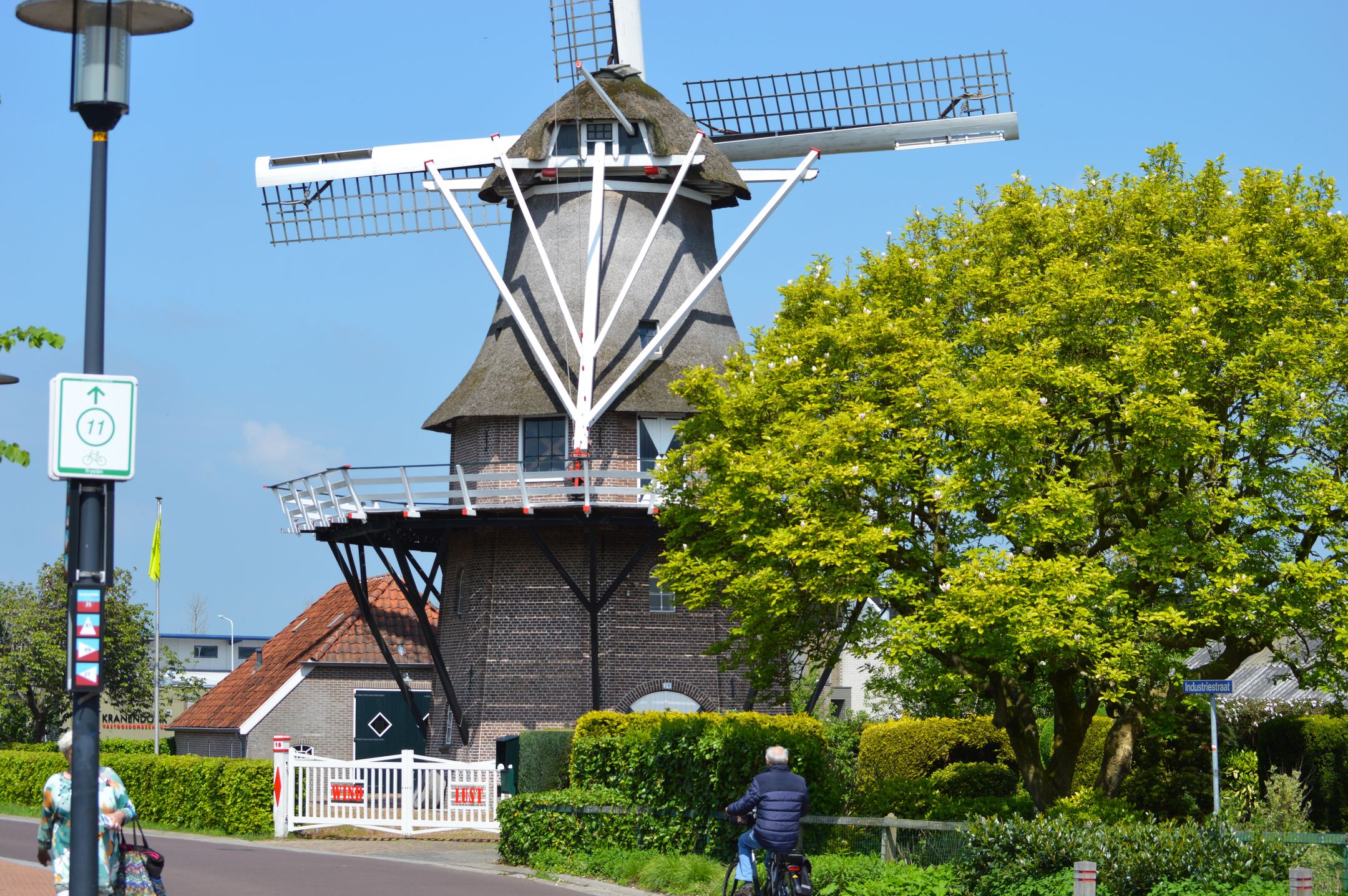 Foto 39 van Industriestraat 12