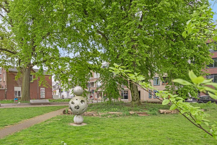 Foto 37 van Bisschop Ophoviusstraat 8